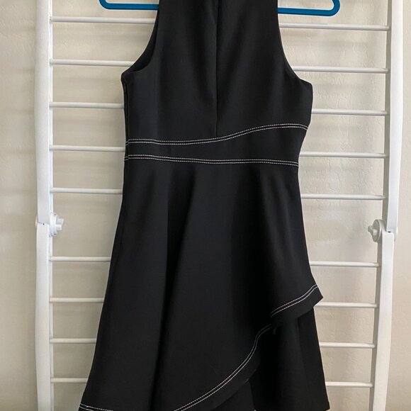 Cinq a Sept Black Dress w/White Piping - Picture 3 of 4